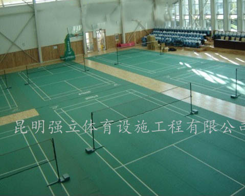 云南省交警總隊體育館籃球場體育木地板工程